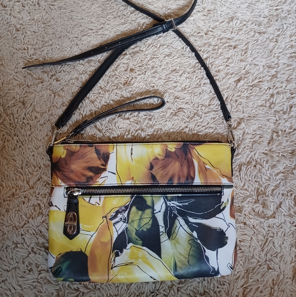 REED Modern American Luxury Floral Crossbody Wristlet Purse - Picture 7 of 8